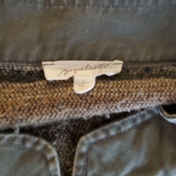 Mystree Women's small Olive Jacquared Aztec Front Twill Pleated Bomber Jacket - Picture 10 of 12